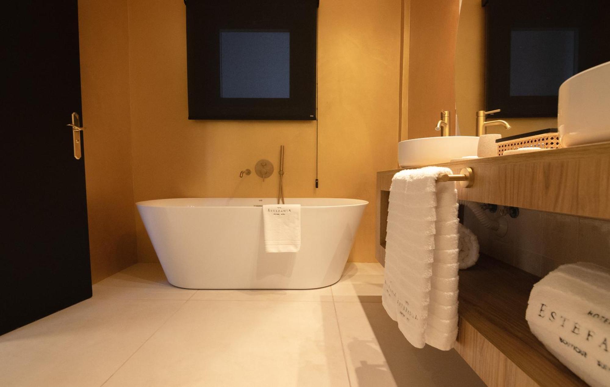 Hotel Estefania Boutique Suites Los Cristianos  Buitenkant foto