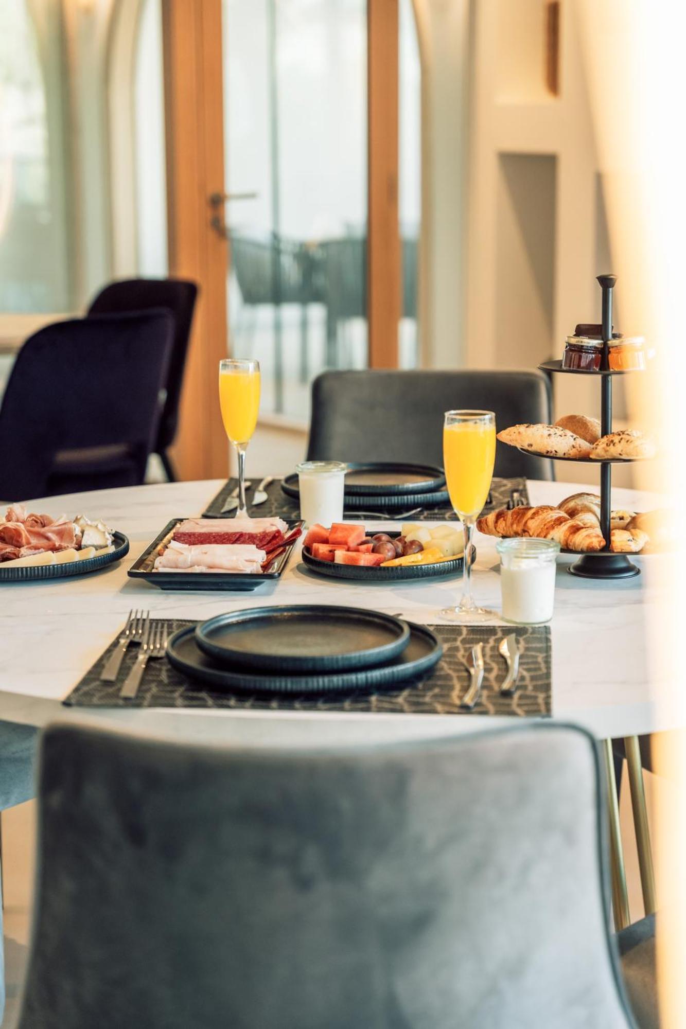 Hotel Estefania Boutique Suites Los Cristianos  Buitenkant foto